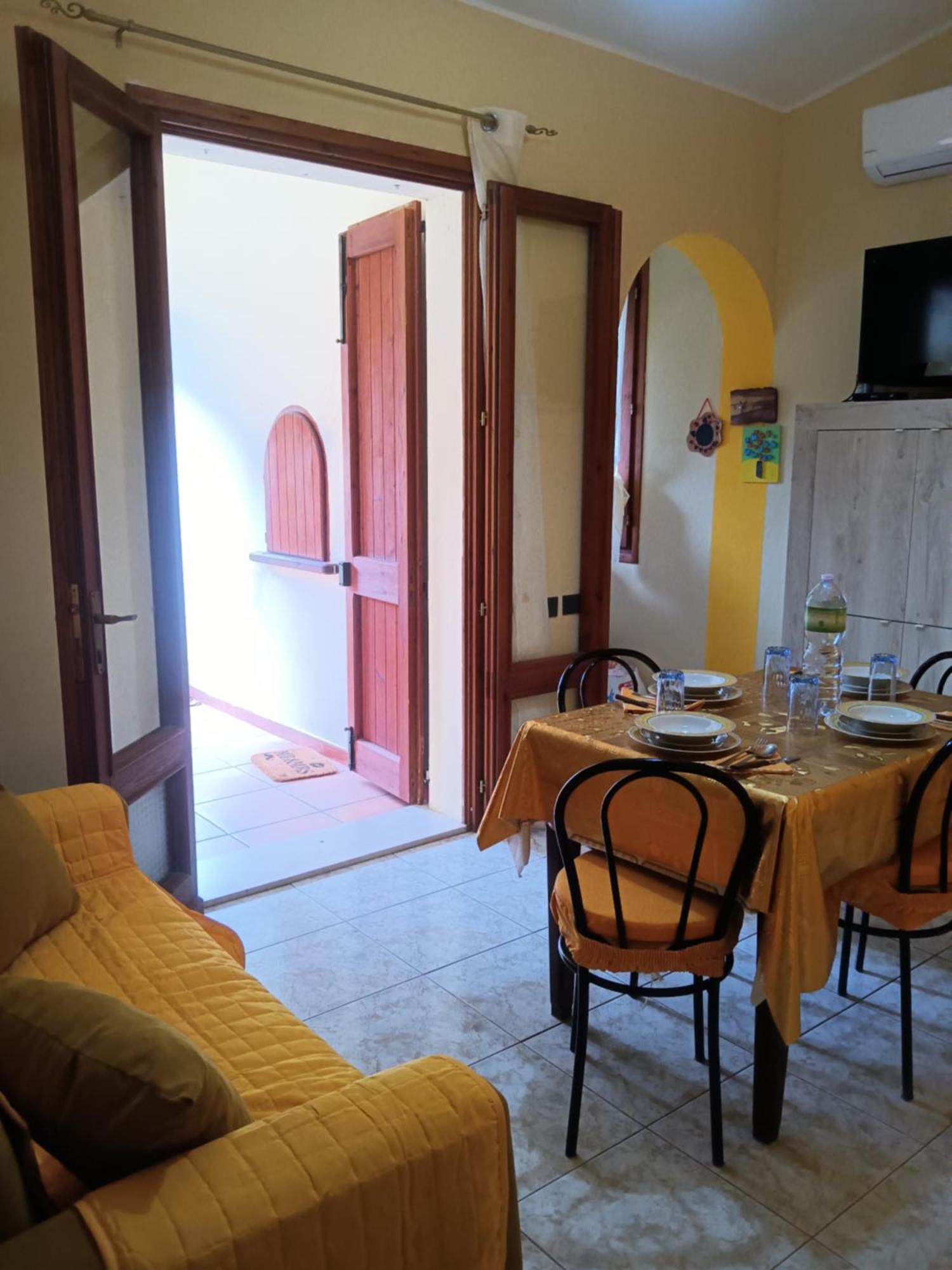 Vacanze A Solanas Con Clima Cup1863 Εξωτερικό φωτογραφία