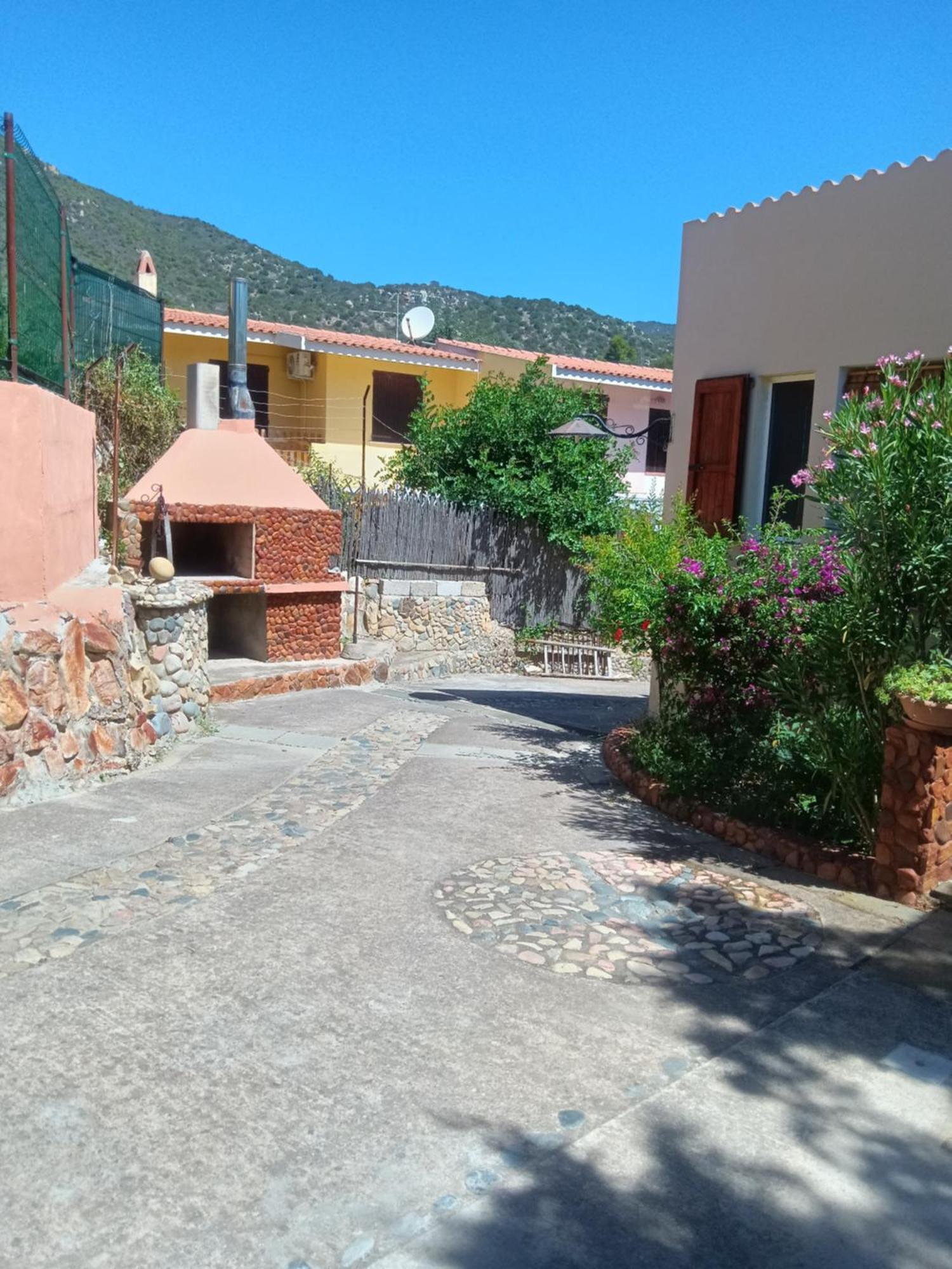Vacanze A Solanas Con Clima Cup1863 Εξωτερικό φωτογραφία
