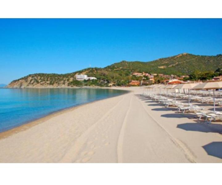 Vacanze A Solanas Con Clima Cup1863 Εξωτερικό φωτογραφία