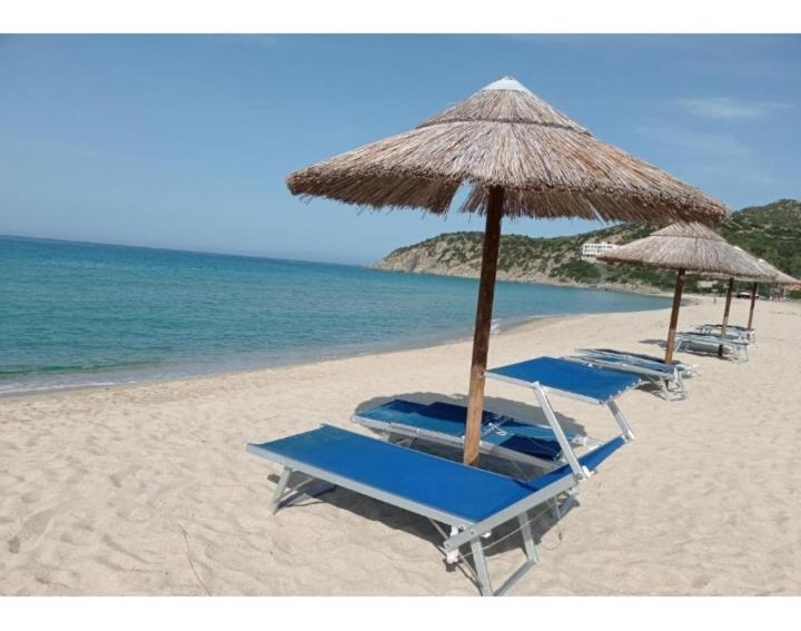Vacanze A Solanas Con Clima Cup1863 Εξωτερικό φωτογραφία